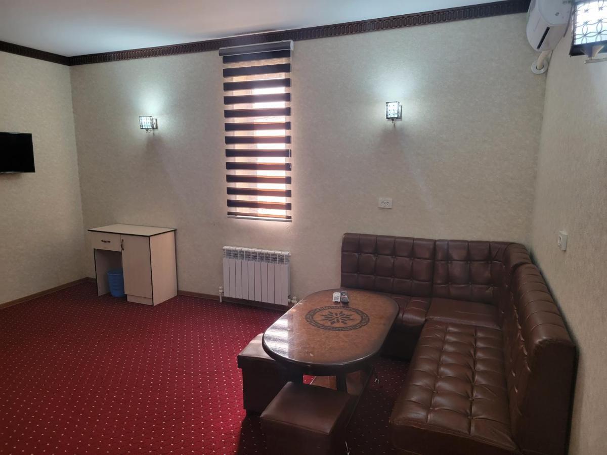 Mufarshox Hotell Bukhara Eksteriør bilde